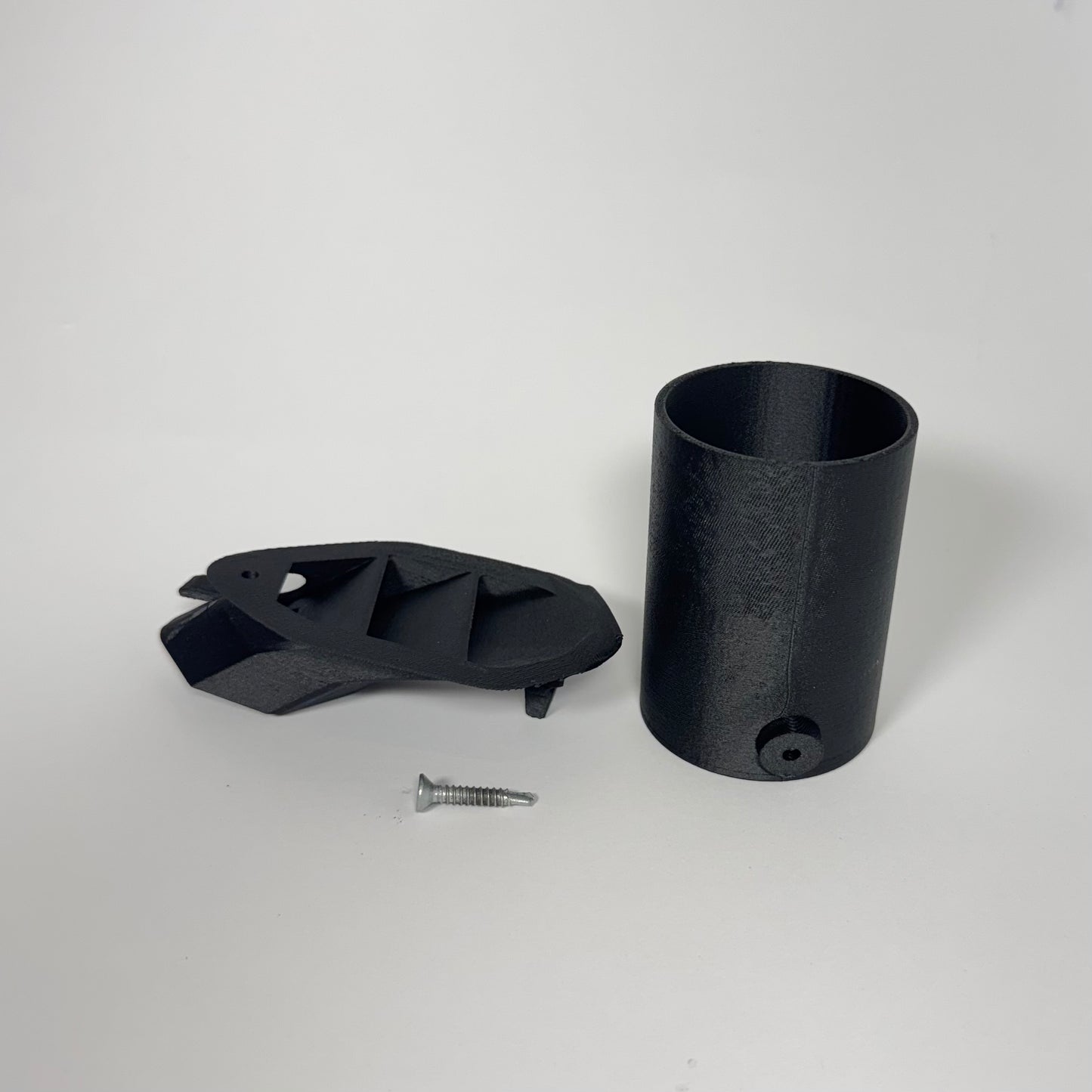 Close-up of carbon fibre vent gauge pod mounted in Subaru BRZ dashboard
