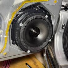 Upgrade your Holden Commodore with 6.5-inch speaker pods, designed for 1997-2007 VT-VZ models, no cutting necessary.