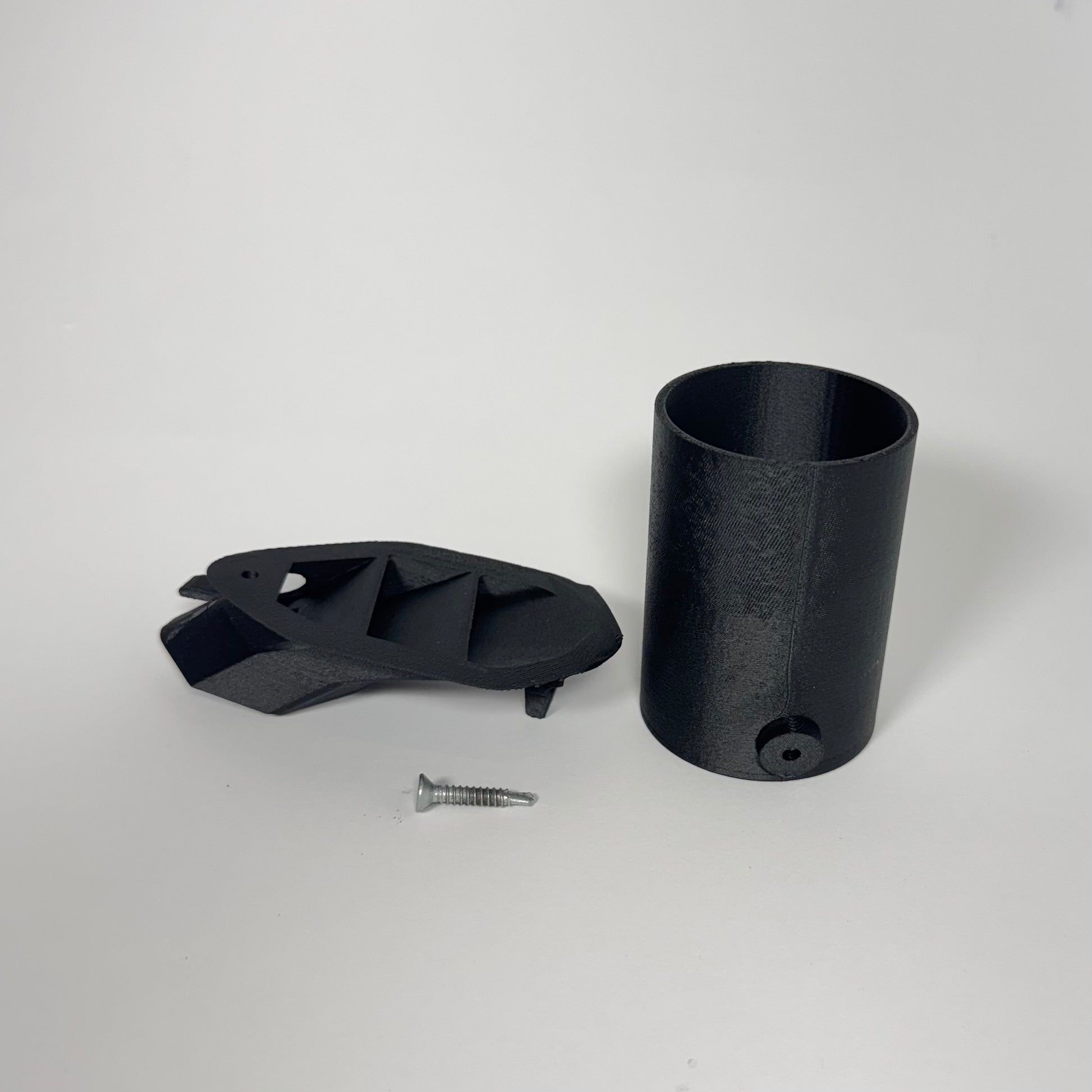 Close-up of carbon fibre vent gauge pod mounted in Subaru BRZ dashboard